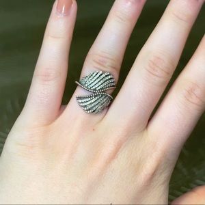 Pandora Majestic Feather Ring
